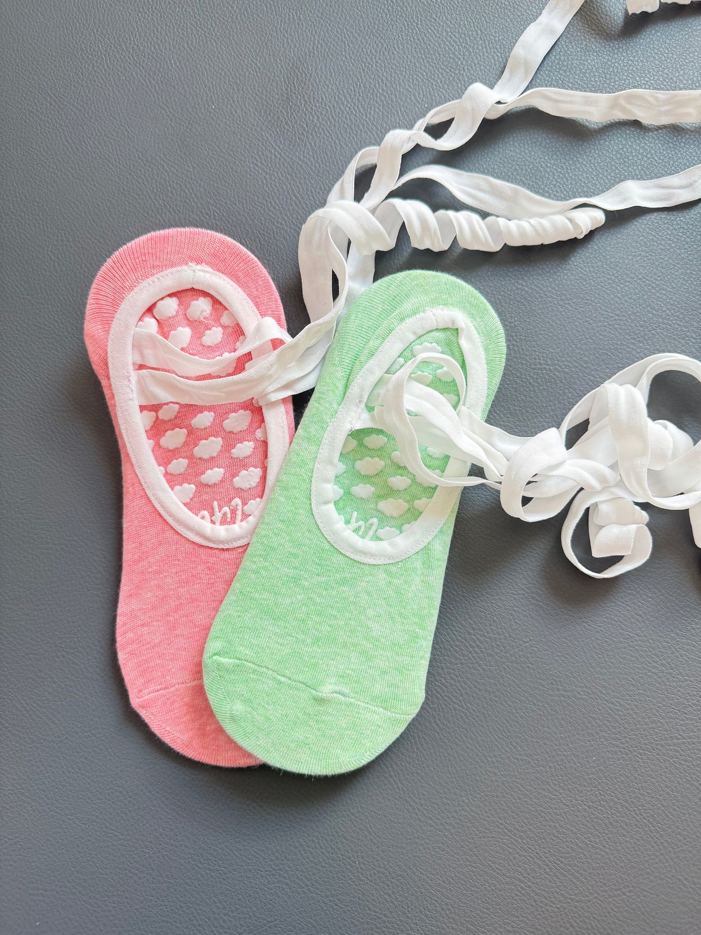 Ballerina Cloud Wraps — Grip Socks for Pilates, Barre & Ballet Workouts