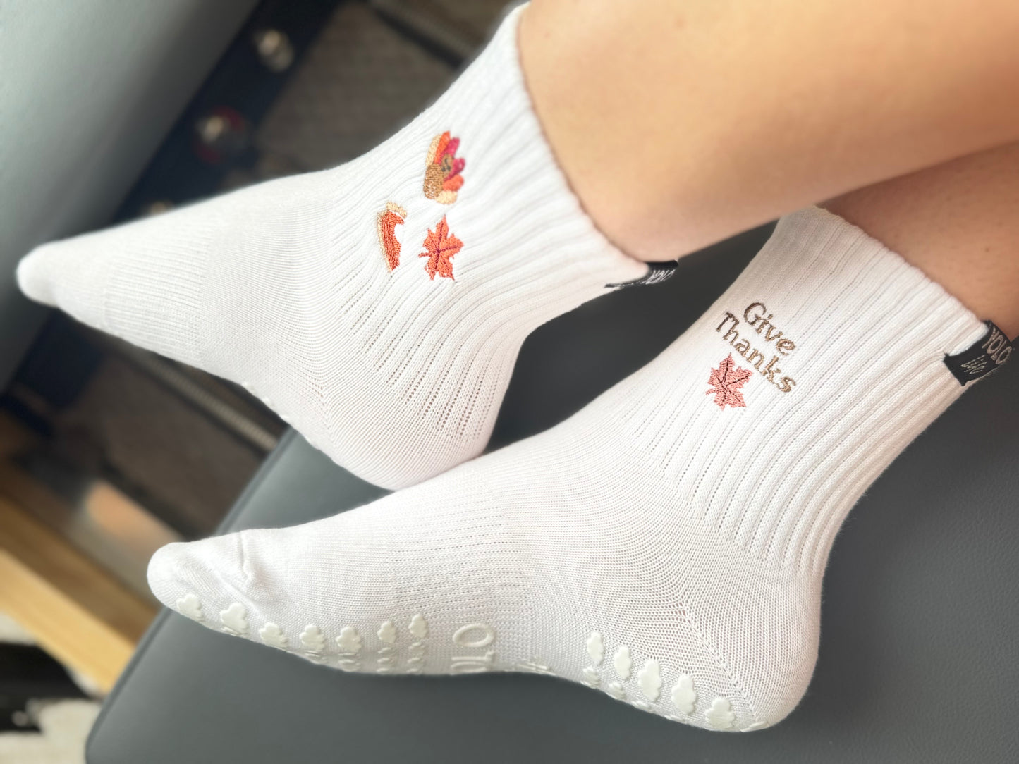Give Thanks – Pilates Grip Socks