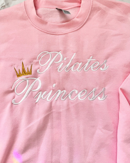 “PILATES PRINCESS” embroidered sweatshirt baby pink