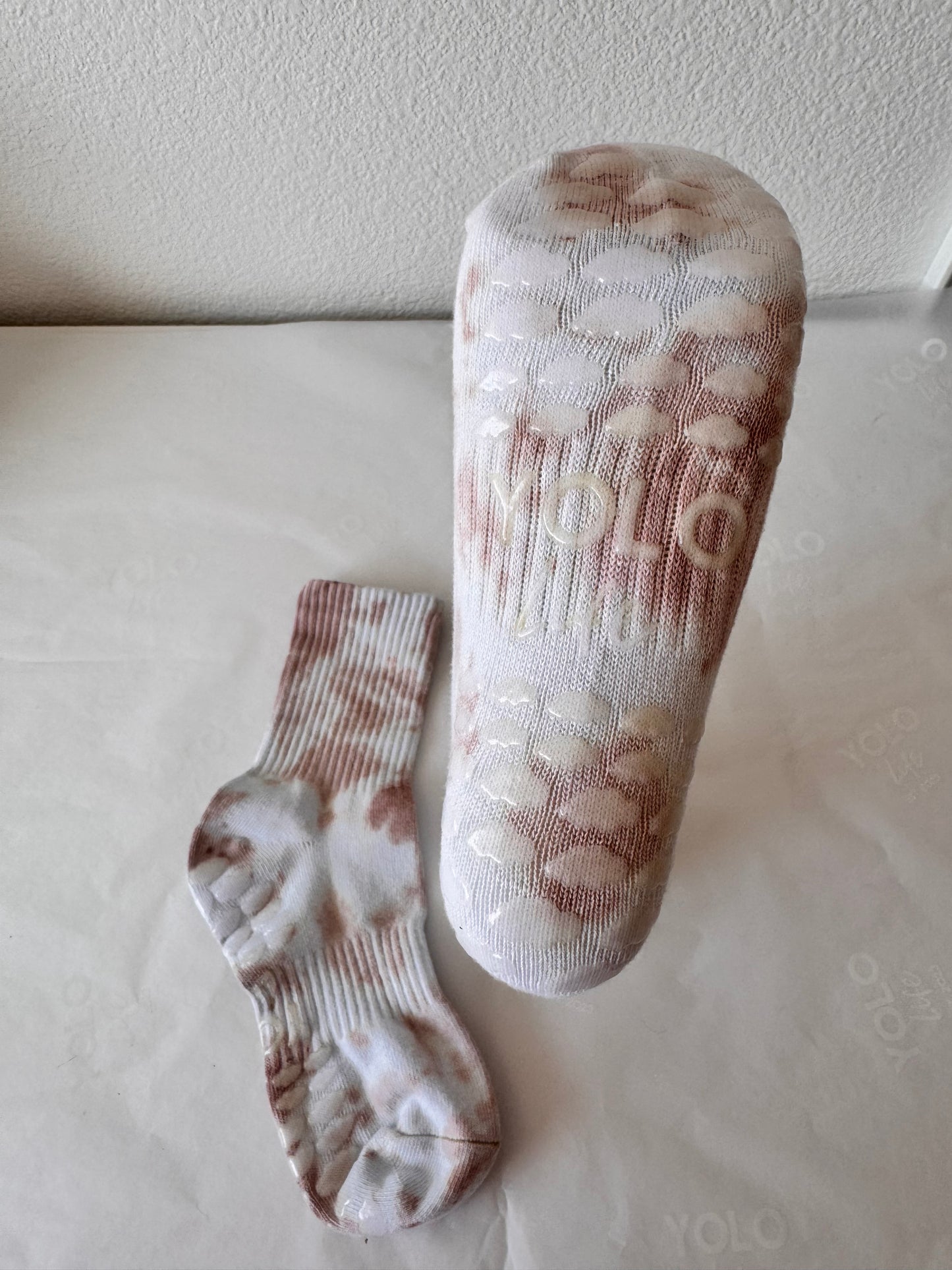 "BEACH BLISS" Tie-dye grip socks trio