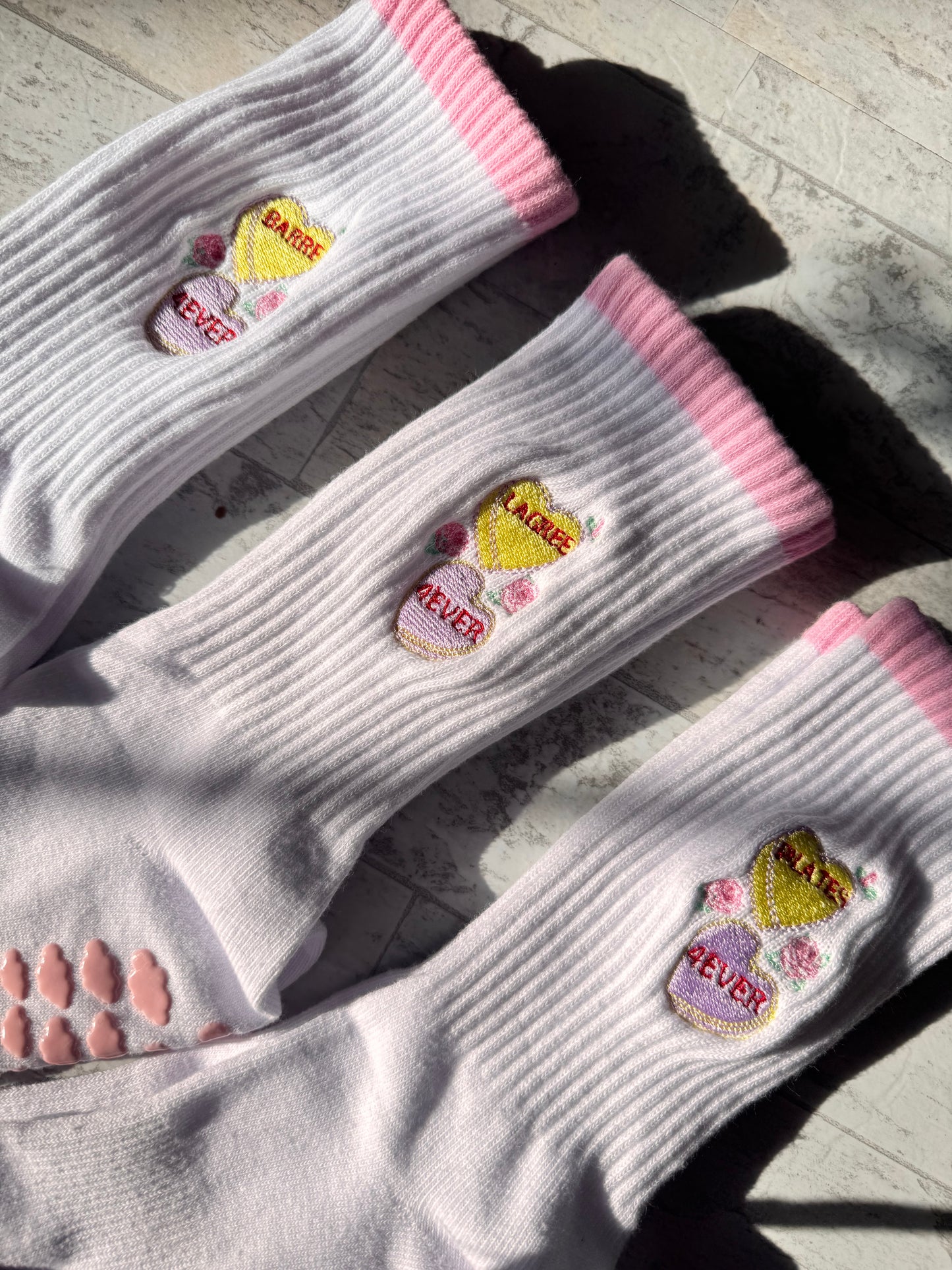 “CONVERSATION HEARTS “ 💌💝☁️🎀 crew  grip socks