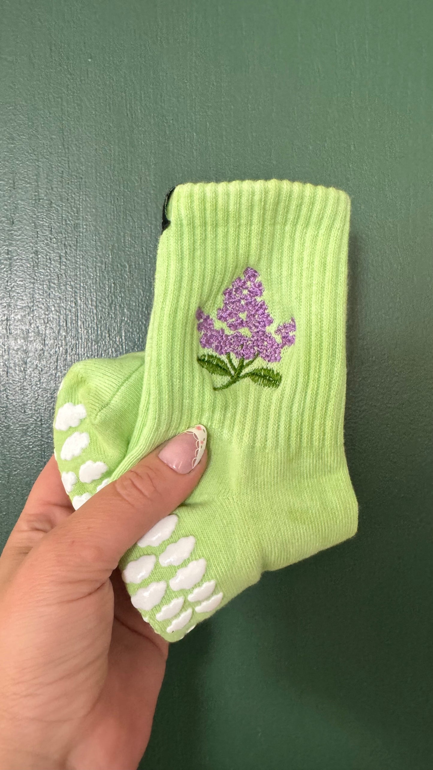Bloom Muse Collection
Limited Edition Embroidered Grip Socks/Non Grip