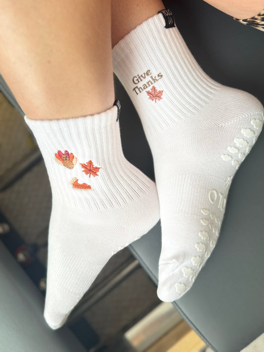 Give Thanks – Pilates Grip Socks