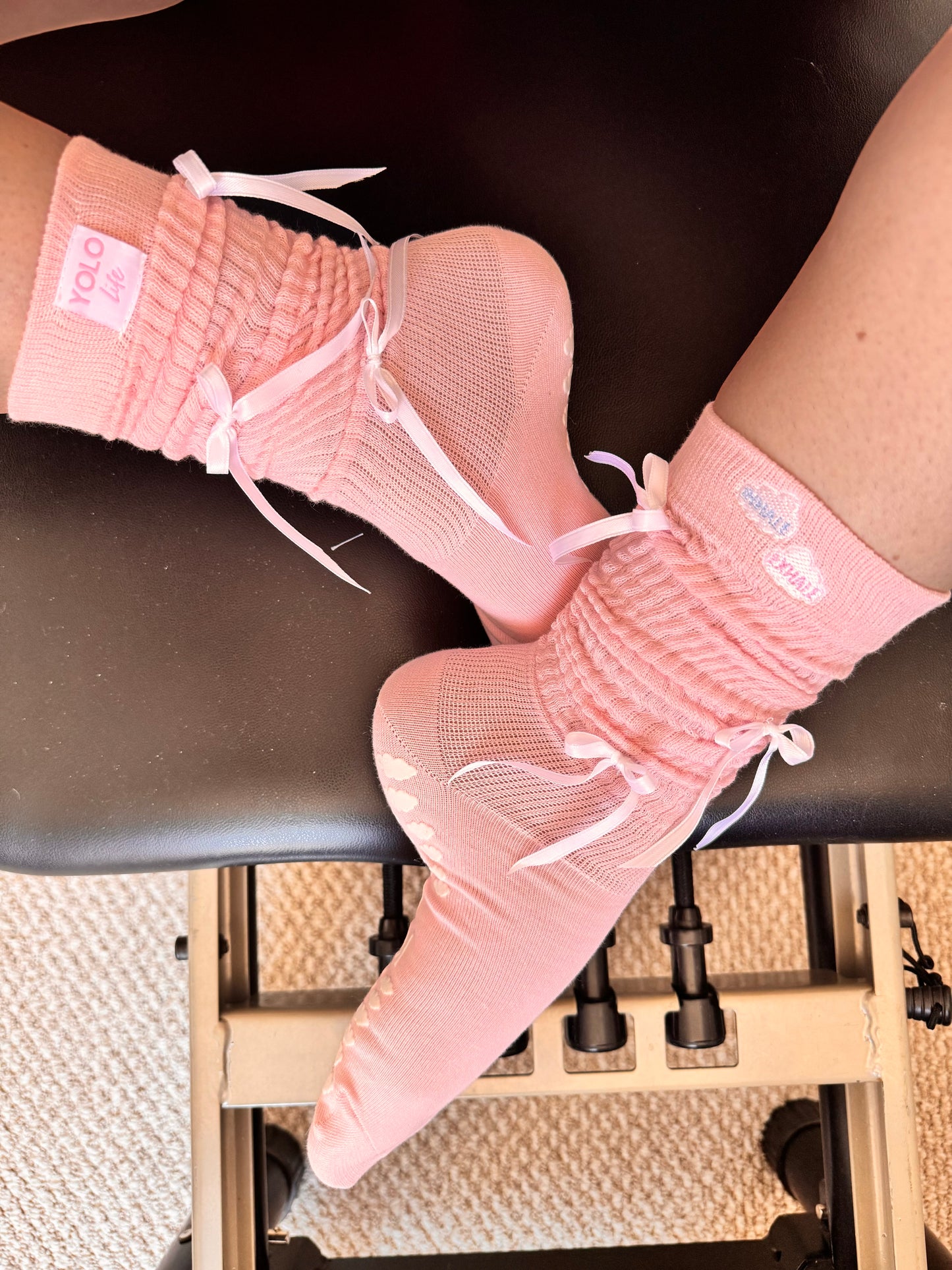 “BOW STOPPER” 🎀Slouchy Pilates sock