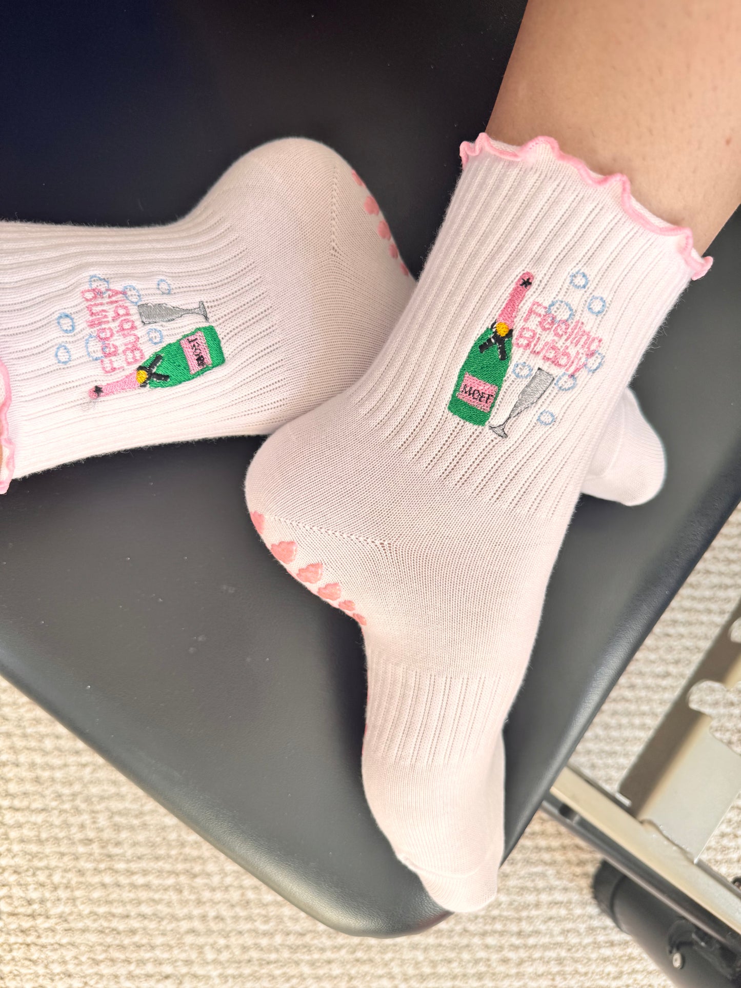 "FEELING BUBBLY" CREW GRIP SOCKS