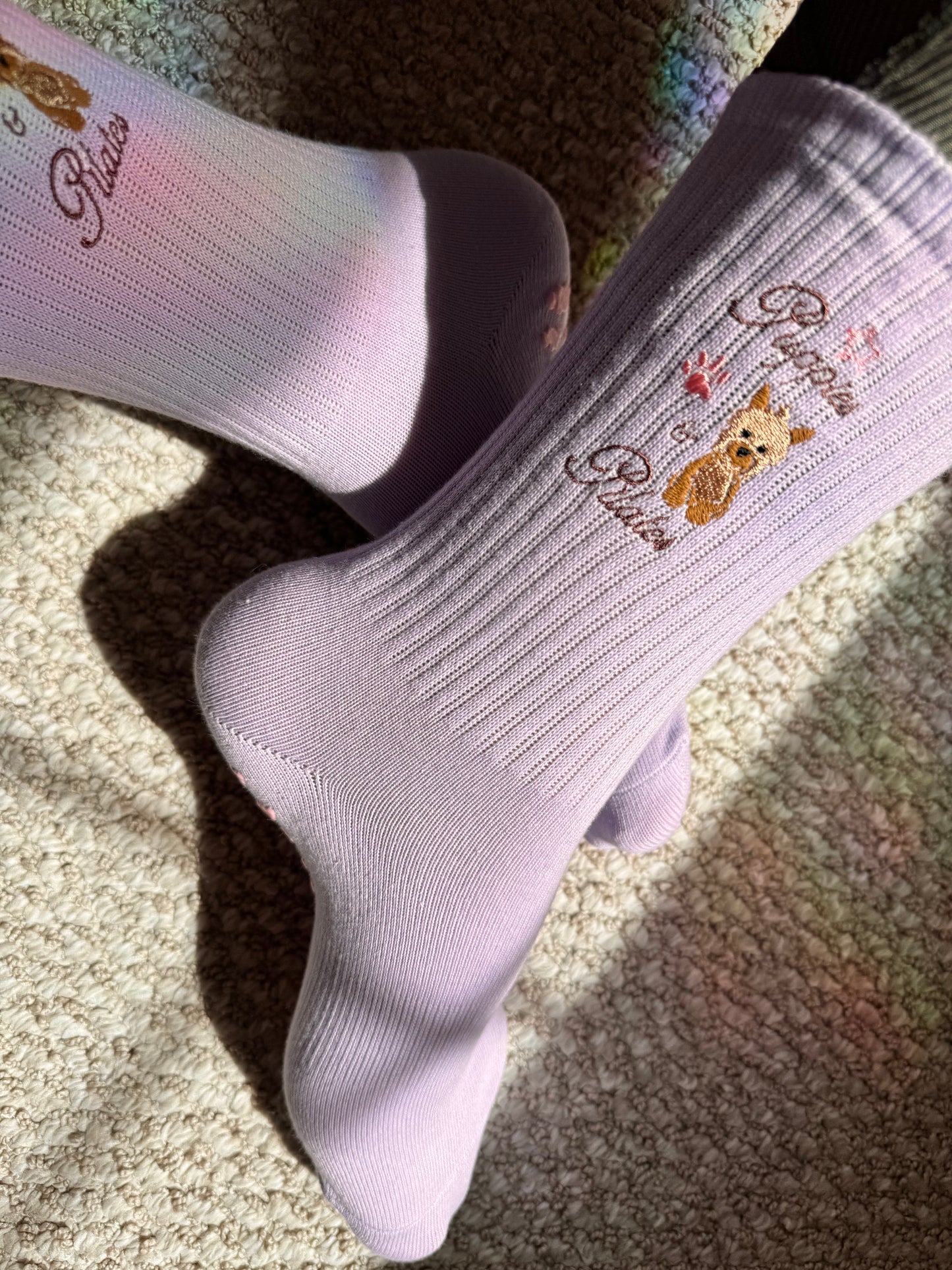 “PUPPIES & PILATES” 🐶🐾 Pilates crew grip socks