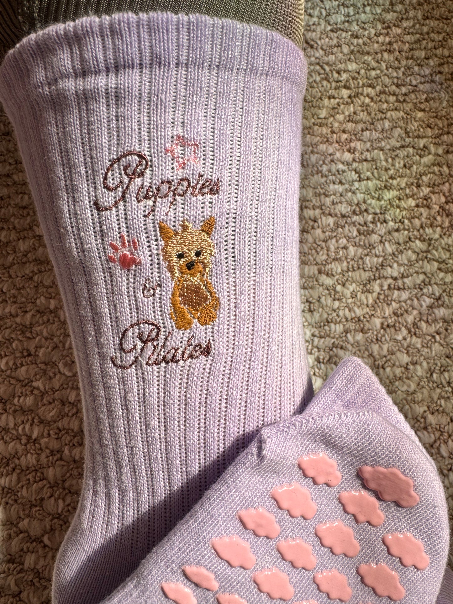 “PUPPIES & PILATES” 🐶🐾 Pilates crew grip socks