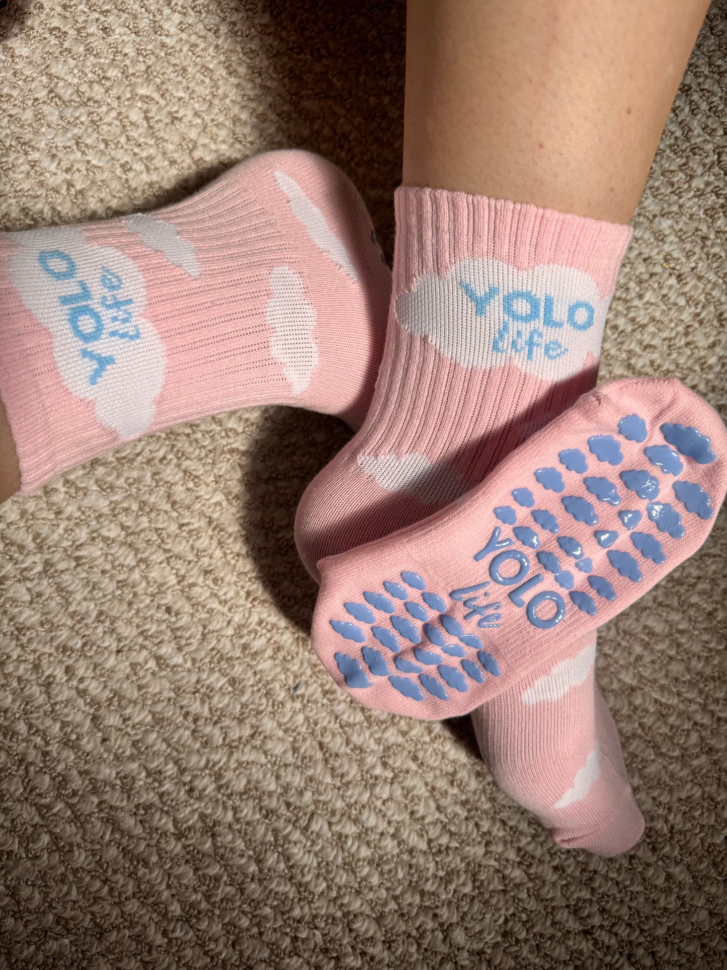 "CLOUD 9"☁️🎀💙 Pilates crew grip socks