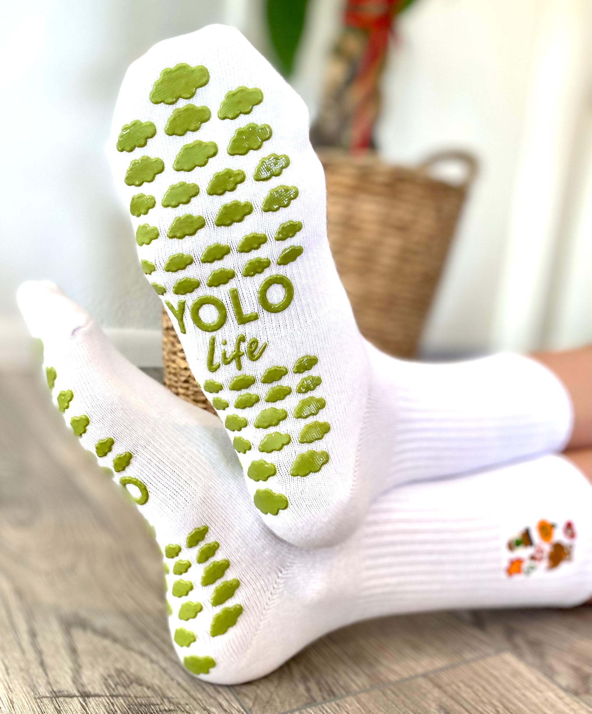 Pilates Grip Socks – LifeLivinGal